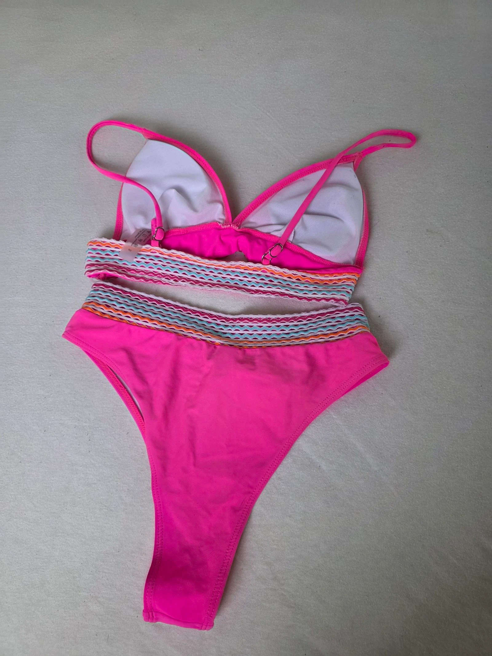 Biquíni rosa fúcsia neon com faixas de gancho multicoloridas – Tamanho P – Novo – photo 2